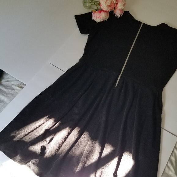 LuLaRoe Dresses & Skirts - Motivated To Sell! LuLaRoe Amelia Dress Black